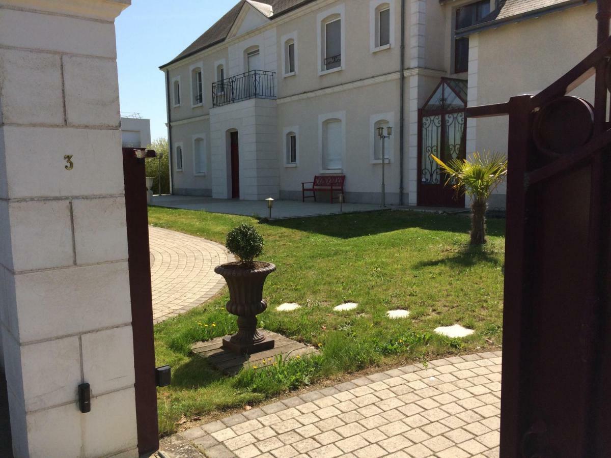 Cottage La Villa Bolero Saint-Cyr-sur-Loire Exteriör bild